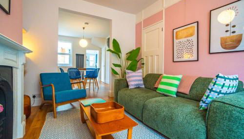 Ramsgate Family Cottage nr Beach -Harbour- Sleeps 4 - Garden - Parking on Street - Foto 1