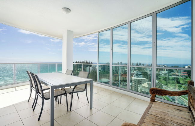 Reflection on the Sea - Foto 77