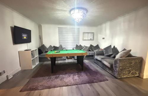 The Luxe 2BR Specious Bungalow - Garden & Parking - Foto 26