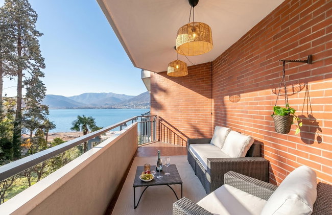 La Perla Sul Lago - Studio With Balcony View - Photo 16