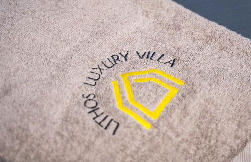 Lithos Luxury Pool Villa - Photo 58