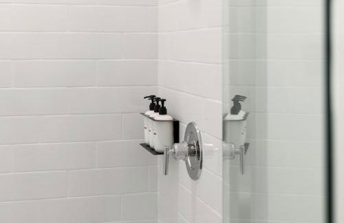 Hyatus Luxury Residences Boston Everett Premier Collection - Photo 55