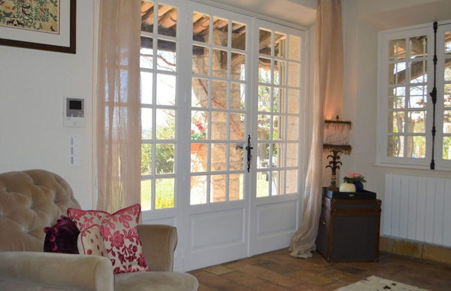 Beautiful Holiday Home With Garden - Foto 13