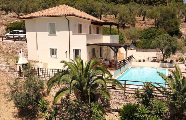 Alonissos 4-bedroom Large Villa With Private Pool - Foto 26