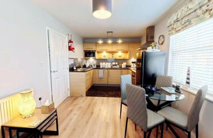 The Puffin Pad - Part of the The Bay Filey Holiday Village with pool, gym and direct beach access, pub, restaurant, tennis and meadows walks - Foto 11