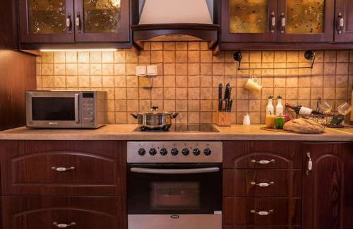 Villa Malaxa Private Luxury with Amazing View - Photo 22