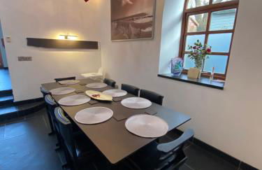 Converted chapel - Sant Pedr Newydd with sea views from garden - Photo 7