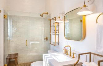 Natchez Charm - Studio, 1 Bath, Full Kitchen, King Bed, 2 Blocks from Mississippi River - Foto 3