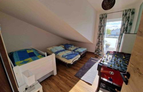 Neue moderne Ferienwohnung mit Infrarot Sauna und großen Garten - Foto 26