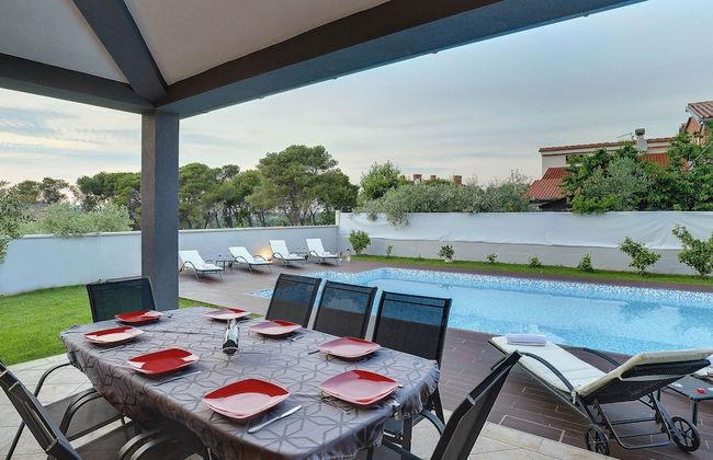 Villa in Pula Near Beach With Private Pool - Foto 30