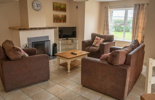 House 3 Dingle Manor Remarkable 3-bed House - Foto 1