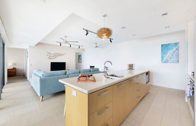 ZEN Paradise - 2-br Waterfront Ocean View Retreat - Photo 16