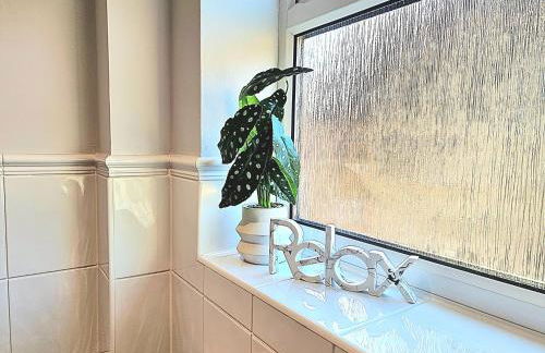 Spacious 4 Bed Holiday Home with Hot Tub & Parking near Matlock Peak District - Foto 31