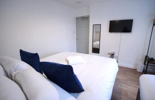 Sleeps 18 Lovely Mcr Home by City SuperHost - Foto 22