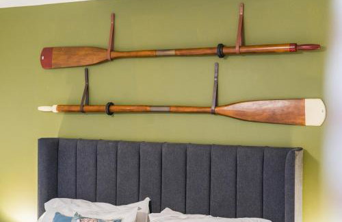 #111 New Farm with hot tub and Sauna - Sleeps 18 - Near Elmore Park - " Perfect for Contractors and Families - Parking space for 10 cars" - Foto 19