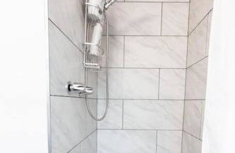 SunHouse 1410sqft BBQ 3xTVs Pets W/D Backyard - Photo 12