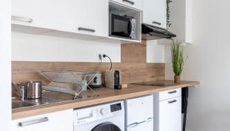 Le Noyer - appartement moderne & accessible - Foto 2, stove, minibar