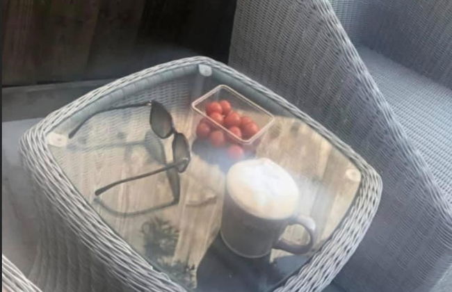 Pet-friendly - 2 Bedrooms Bungalow hot tub Parking - Foto 19