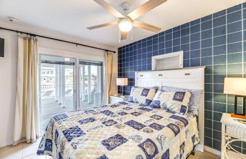 Waterfront Home with Deck and Pool in City-by-the-Sea - Foto 23