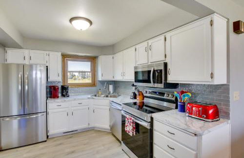 Lakefront Winneconne Home with Private Dock! - Foto 8