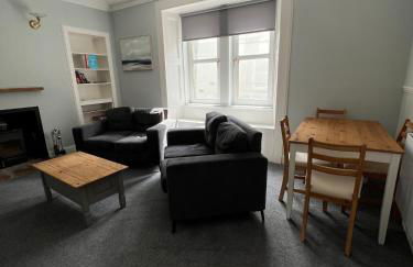 Our Salad Days Lochgilphead - Foto 4