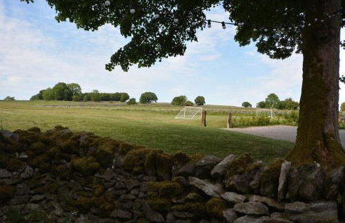 Haddon Grove Farm Cottages - Photo 16