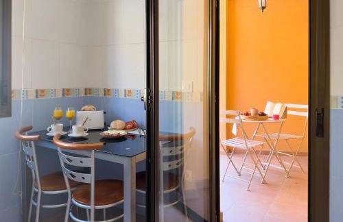 VillaHomes - Photo 8