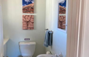 Sandcreek Cottage / Fabulous Views on Five Acres - Foto 23