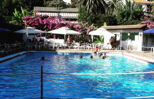 villetta bifamiliare Cherie con parco e piscina - Foto 8