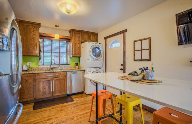 Stir Crazy! Bike Trails, Dogs OK, Food & Nightlife - Foto 14