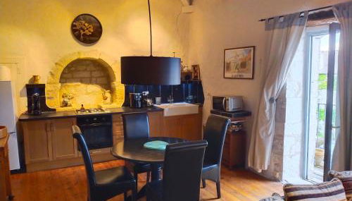 Maison de caractère dans une belle bastide - Photo 4