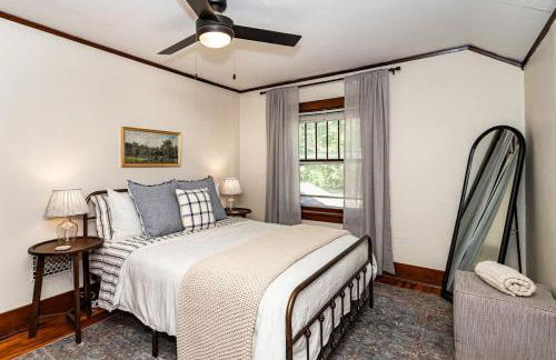 615 Ash Avenue - Modern Retreat w Hot Tub - Foto 2