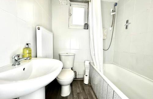 Serviced 4 bed 2 bath Manor Park House - Foto 39