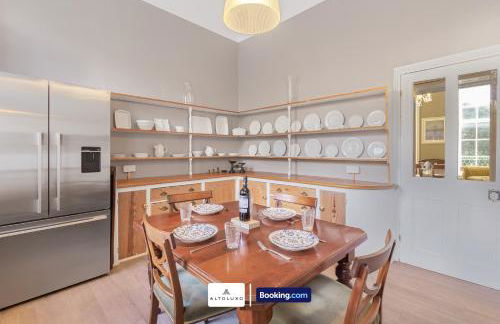 The Ritz 2 Bedroom Serviced Apartment By AltoLuxoExperience Short Lets & Serviced Accommodation With Free Wifi - Foto 11