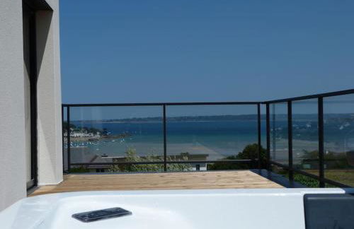 Maison contemporaine avec vue mer, piscine intérieure, classée 5 étoiles - Photo 35