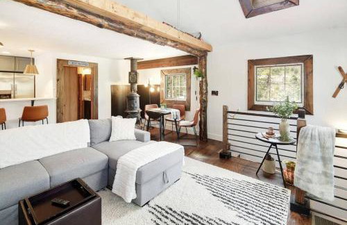 Skipper's Cabin - Photo 12