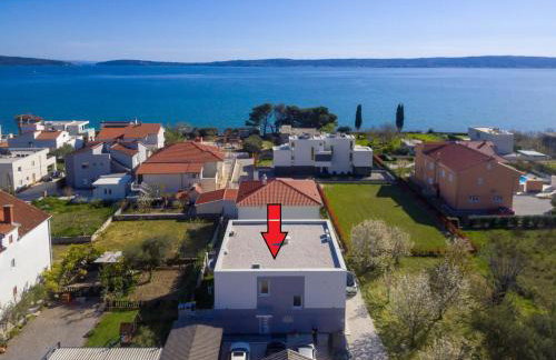 Luxury apartment with terrace Castel - Photo 30