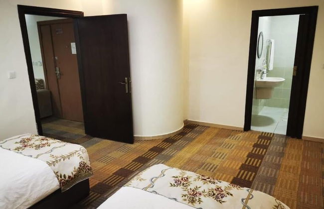 Skylight Apartments - Photo 13