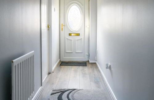 Stylish Two-bed House Birmingham with Parking - Foto 22