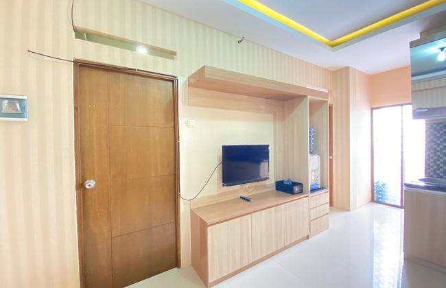 Simply 3BR Apartment at Gateway Ahmad Yani Cicadas - Photo 10