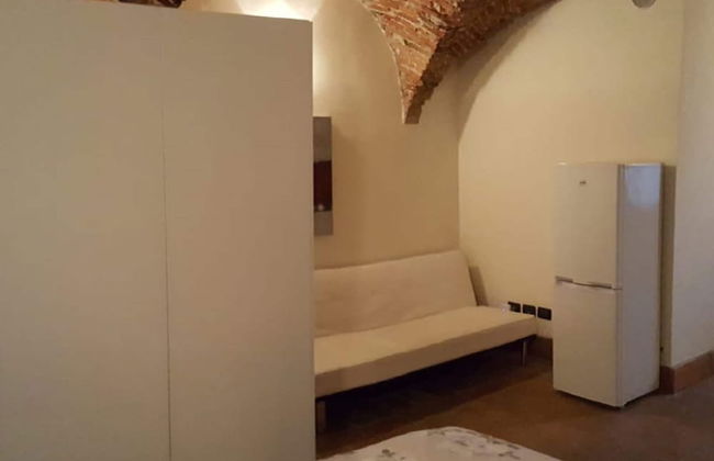 Holiday Home in Clusane Near Lake - Photo 1