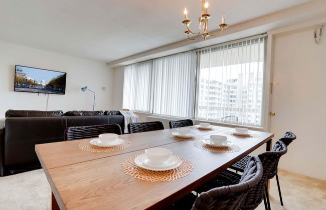 Stylish Comfort Condo in Crystal City - Photo 10
