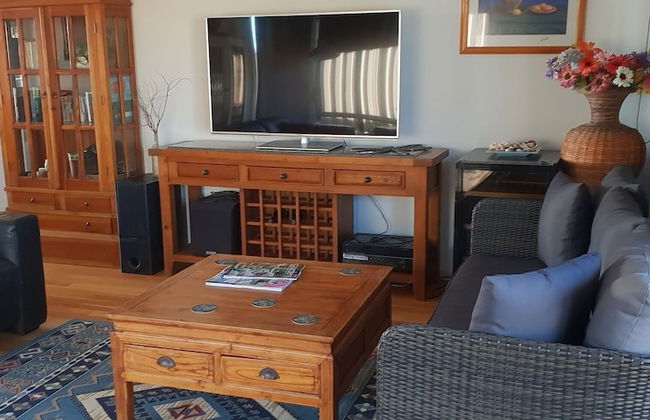 Trading Places - Photo 9