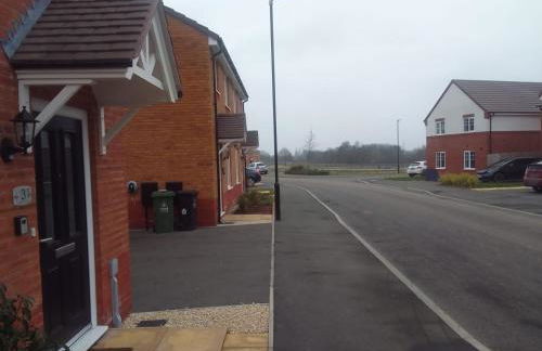 4 Bedroom Executive detached house, sleep 10, Garden, Ideal for Contractors, family and group, by home away at Ideal home & cottage - Foto 5