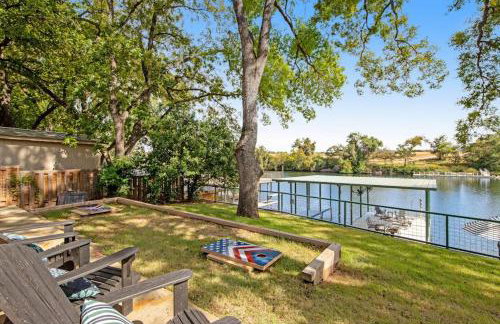 Two-Story Waterfront Retreat with Boat Dock, Two Firepits & Two Kayaks - Foto 28