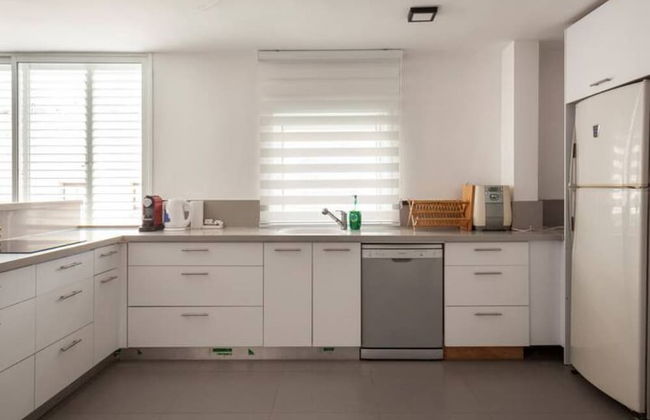 Amazing APT Bat-Yam Near Beach - Foto 9