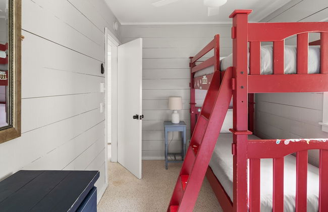 Robinson Cabin 3 Bedroom Cabin by RedAwning - Foto 8