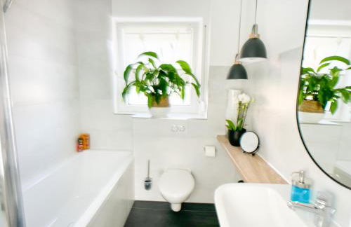 M-Style 01 Apartment mit Terrasse und Gasgrill, 24h Self-Check-In, Free Parking, Netflix - Foto 4