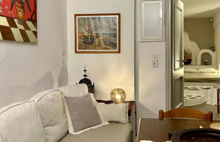 Ioulis Century Home - Photo 41