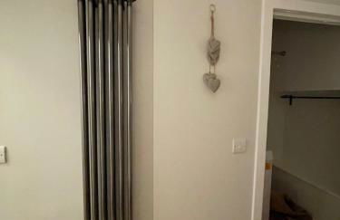 Cosy Coastal getaway 2 bed flat in Largs - Foto 5